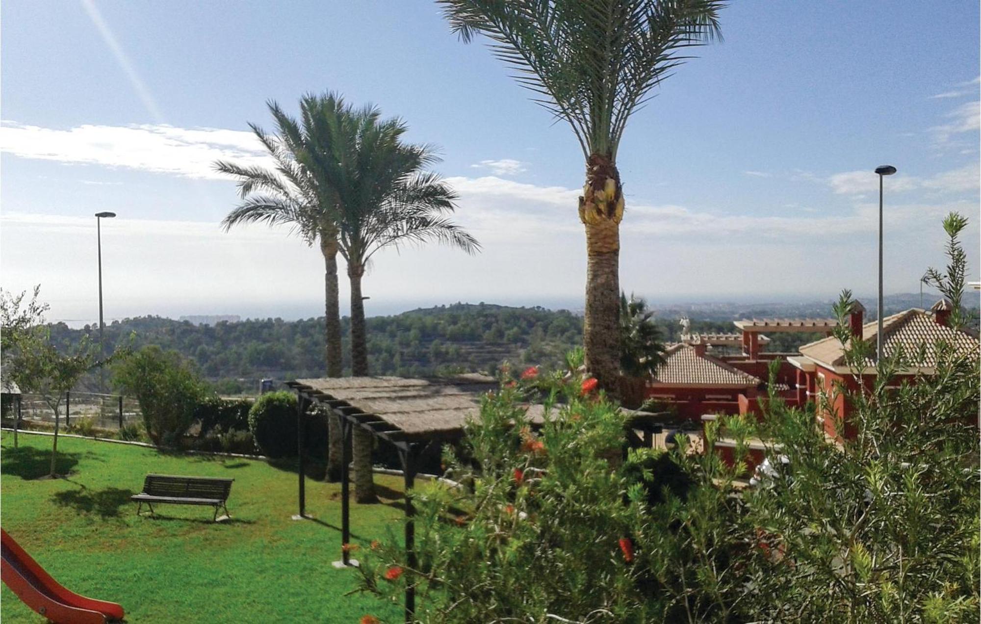 Awesome Home In Finestrat With House Sea View المظهر الخارجي الصورة